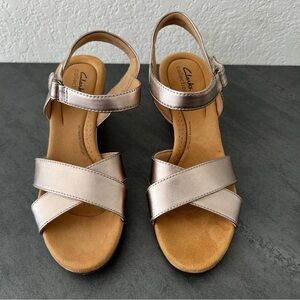 Clarks Sandals Tulip Gem Casual Wedge Strappy Slingback Rose Gold - Women’s 10 M